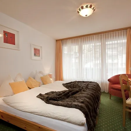 Chalet-hotel Beau-site 4* אדלבודן